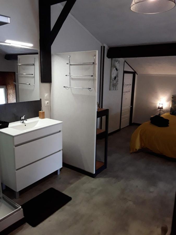La Chambre D'A Cote Doulezon Buitenkant foto